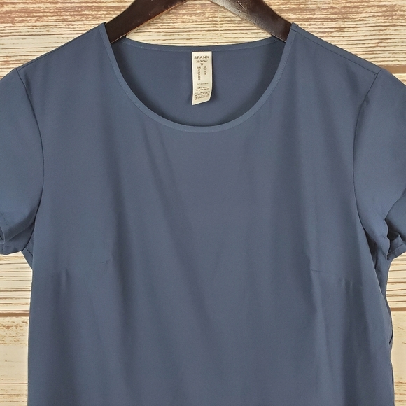 SPANX Womens Size XS Navy Blue Yes Pleats Tee Short Sleeve Top - Picture 2 of 10